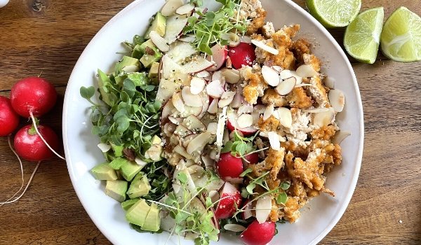 Micro Kale & Crispy Tofu Quinoa Bowl - GiantGorillaGreens